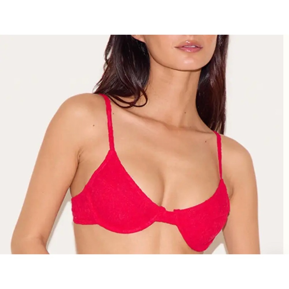 PrettyLittleThing Red Crinkle Underwire Bikini Top Women USA 0 UK 4 EUR 32